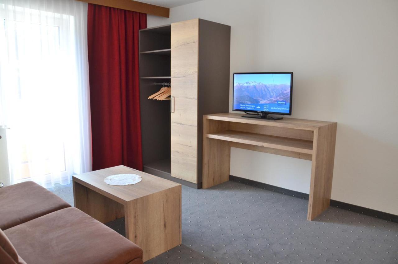 Appartements Kroner Nauders Buitenkant foto