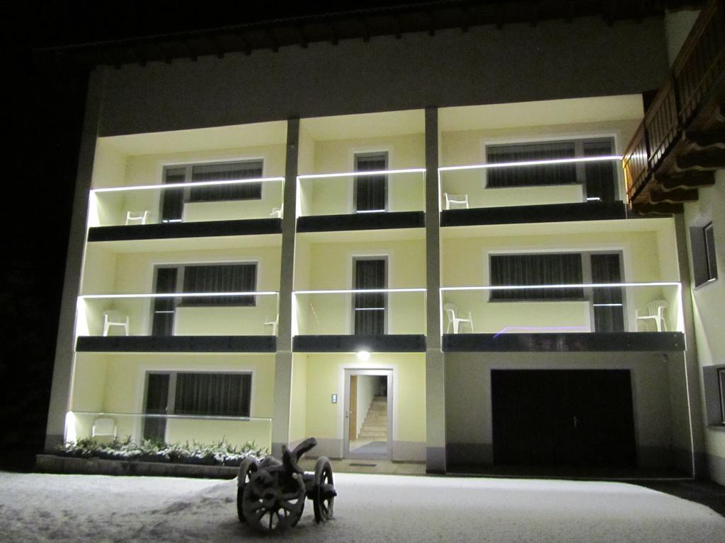 Appartements Kroner Nauders Buitenkant foto