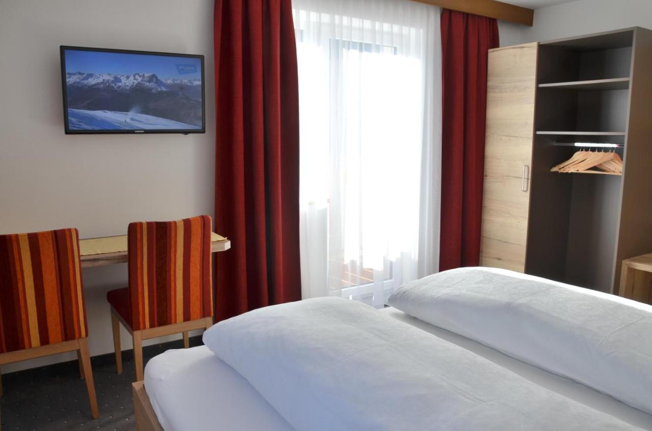 Appartements Kroner Nauders Buitenkant foto