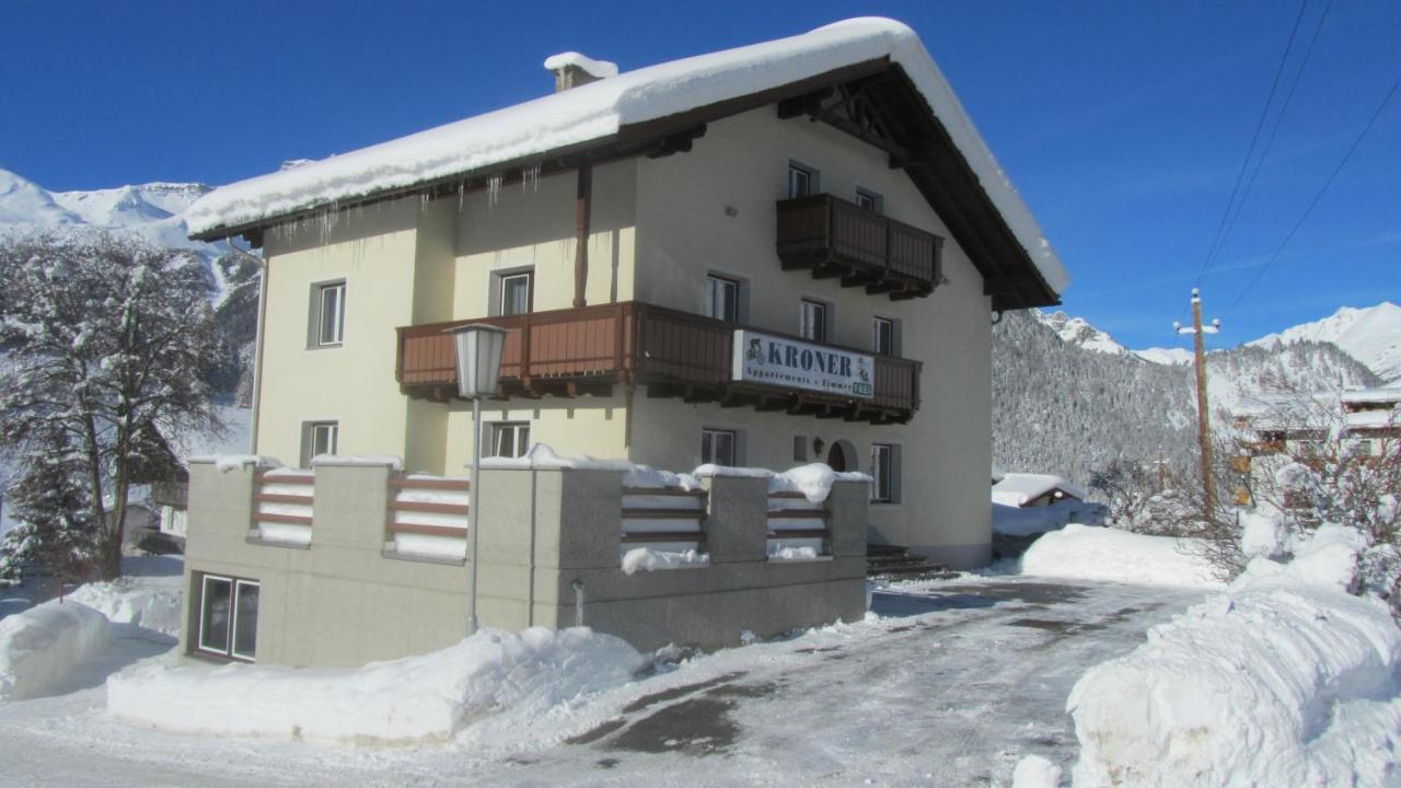 Appartements Kroner Nauders Buitenkant foto